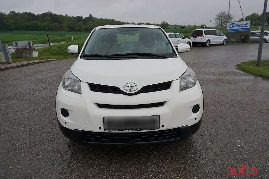 2012' Toyota Urban Cruiser photo #1