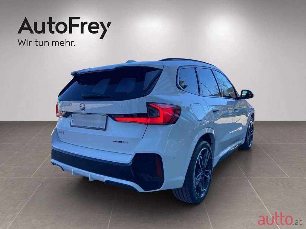 2024' BMW iX1 photo #5