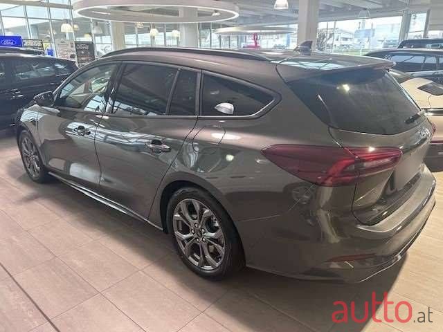 2024' Ford Focus photo #3