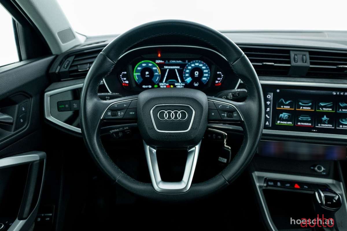 2024' Audi Q3 photo #6