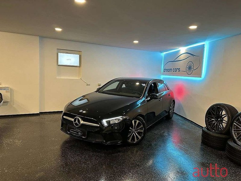 2020' Mercedes-Benz A-Klasse photo #1