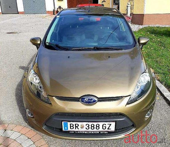 2012' Ford Fiesta photo #3