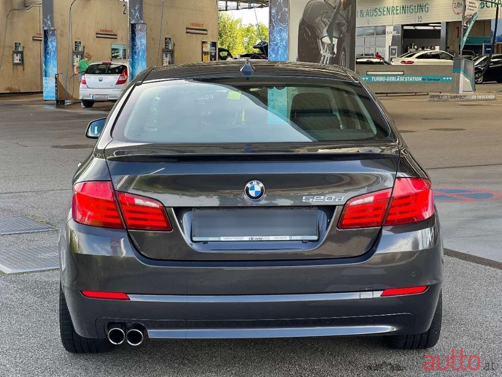 2010' BMW 5Er-Reihe photo #6