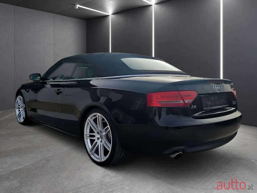 2011' Audi A5 photo #5