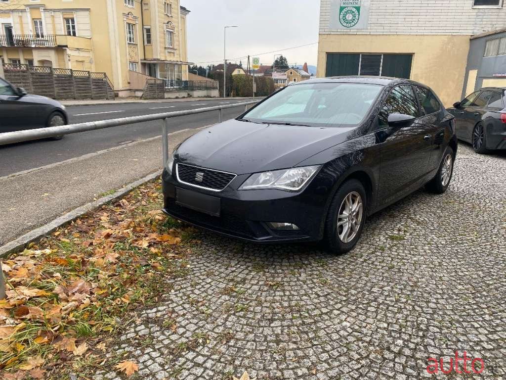 2013' SEAT Leon photo #1