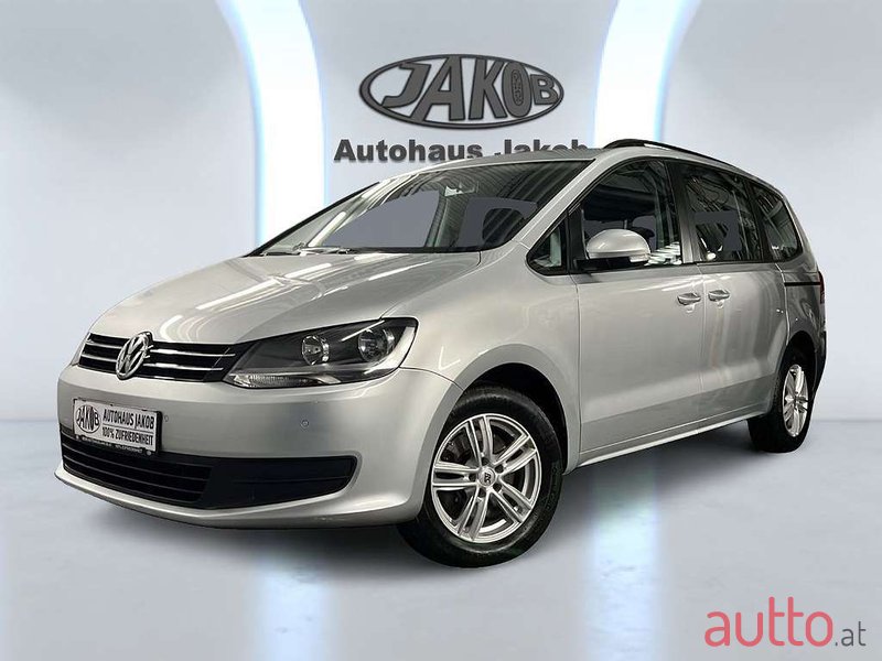 2012' Volkswagen Sharan photo #1