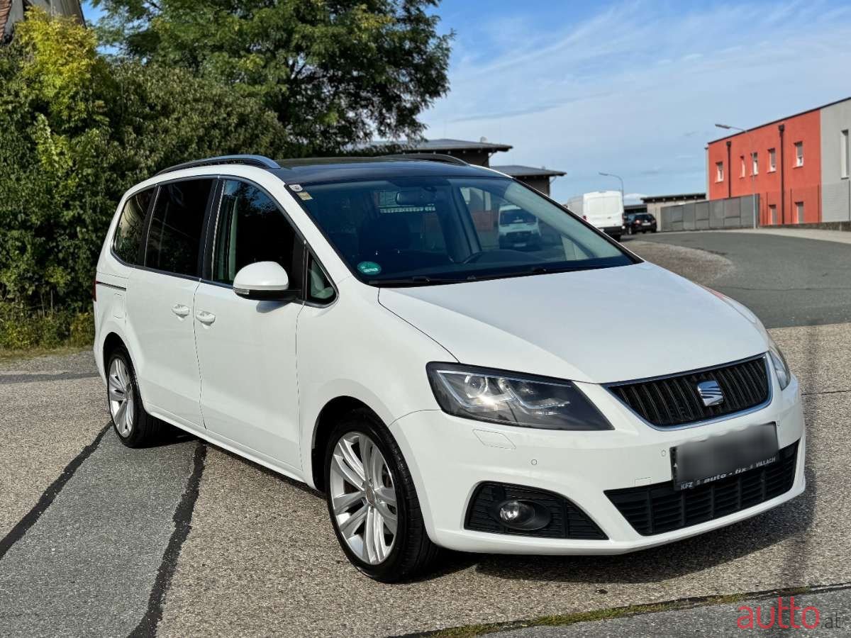 2014' SEAT Alhambra photo #3