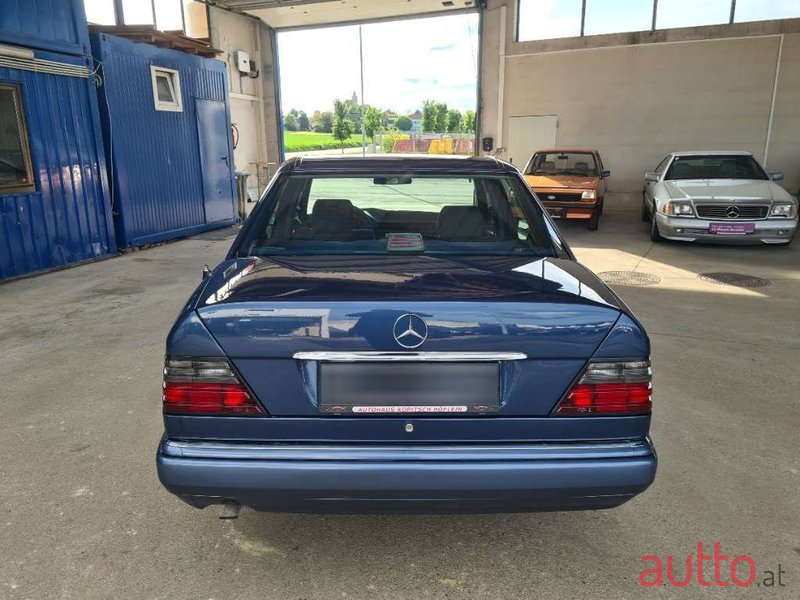 1994' Mercedes-Benz E-Klasse photo #6