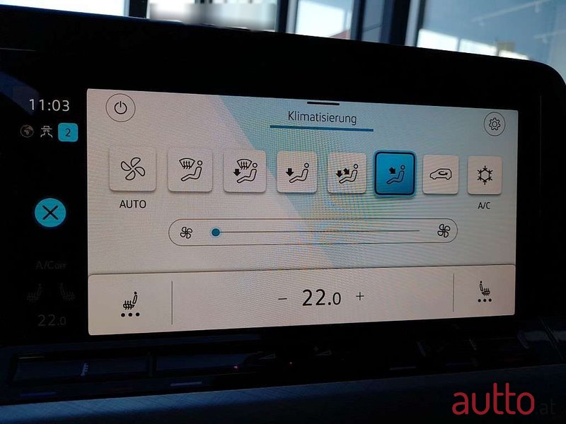 2022' Volkswagen Golf photo #6