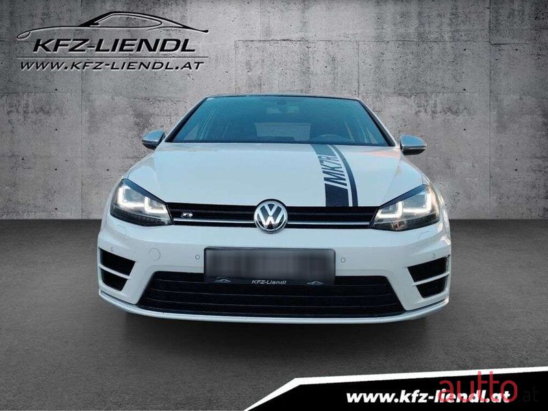 2015' Volkswagen Golf photo #5