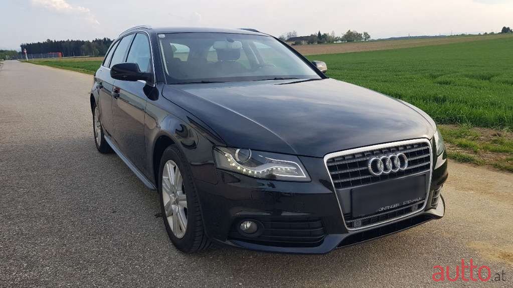 2010' Audi A4 photo #2