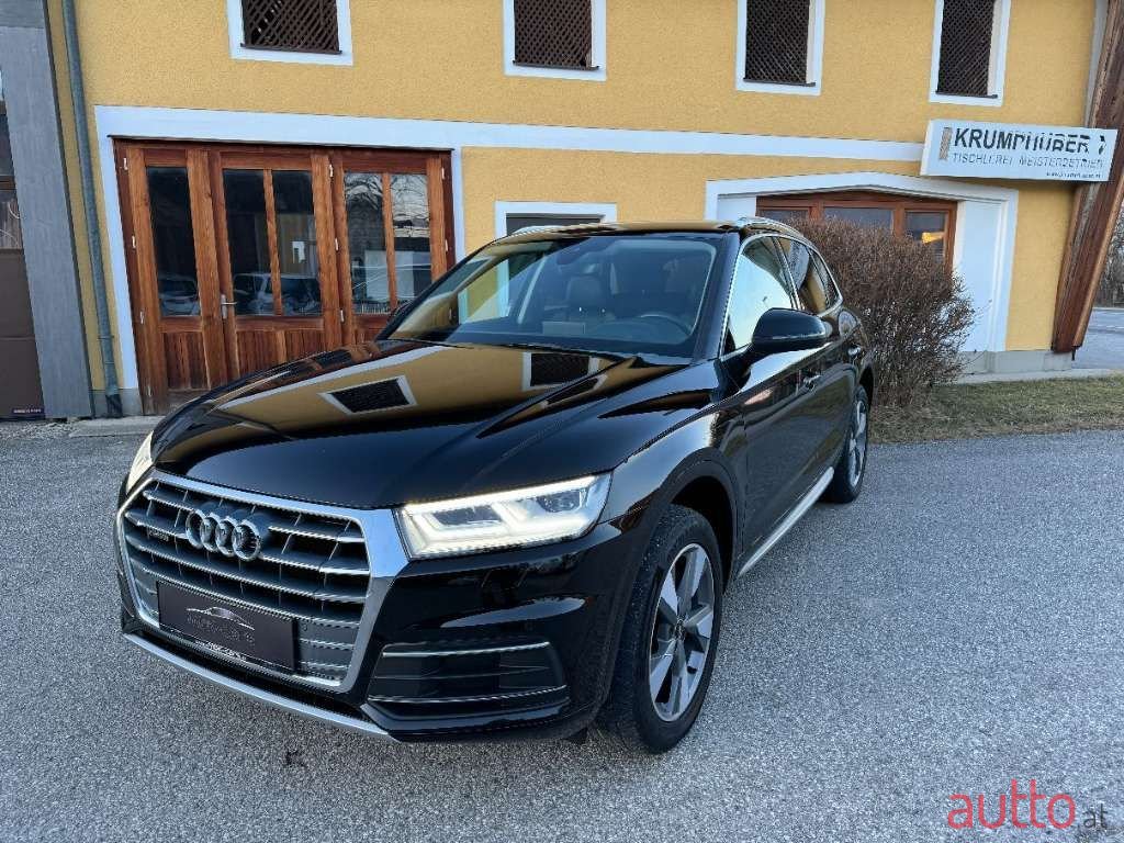 2019' Audi Q5 photo #3
