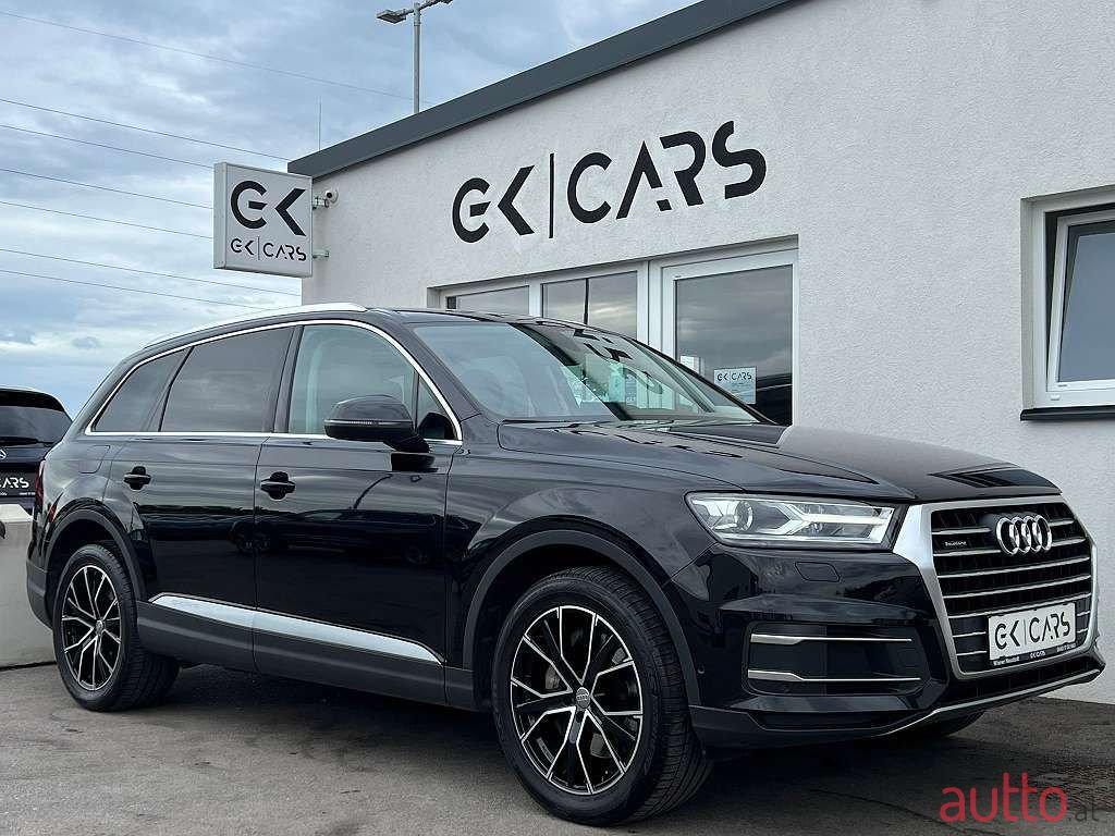 2017' Audi Q7 photo #4