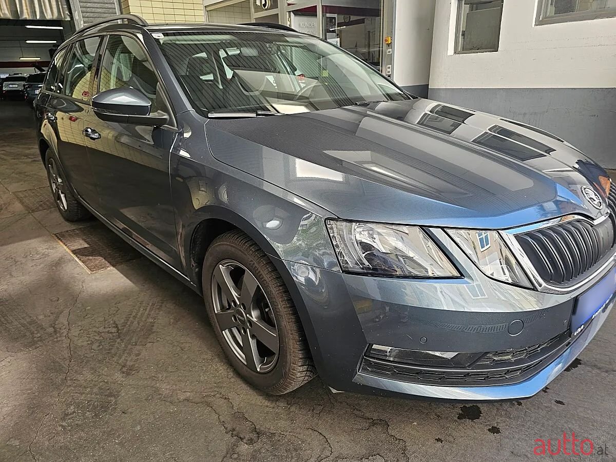 2017' Skoda Octavia photo #4