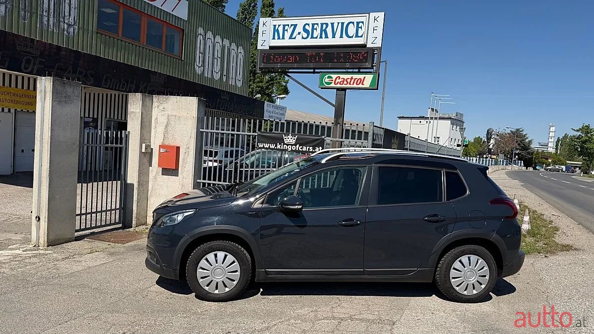 2019' Peugeot 2008 photo #1
