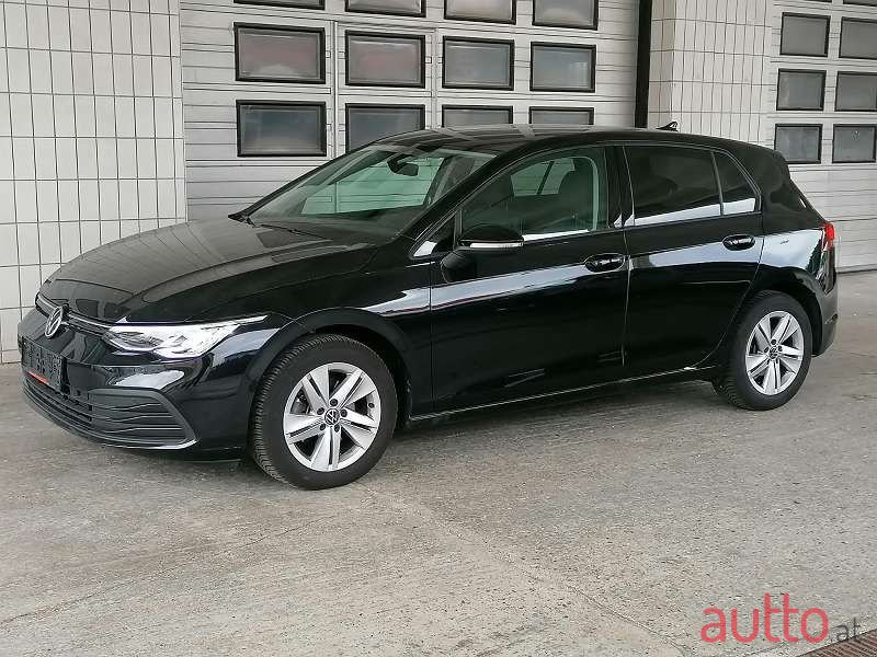 2020' Volkswagen Golf photo #3