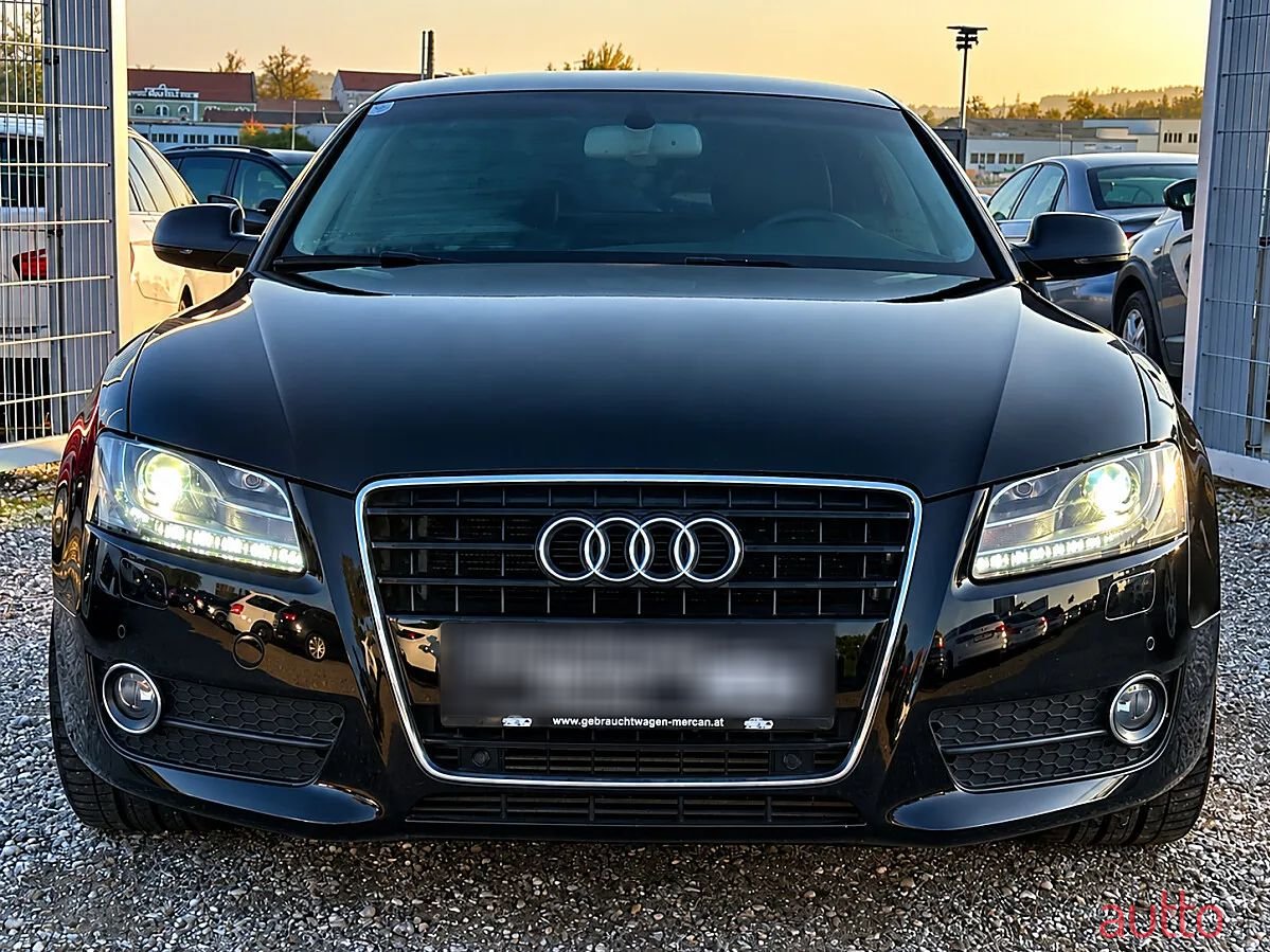 2010' Audi A5 photo #2