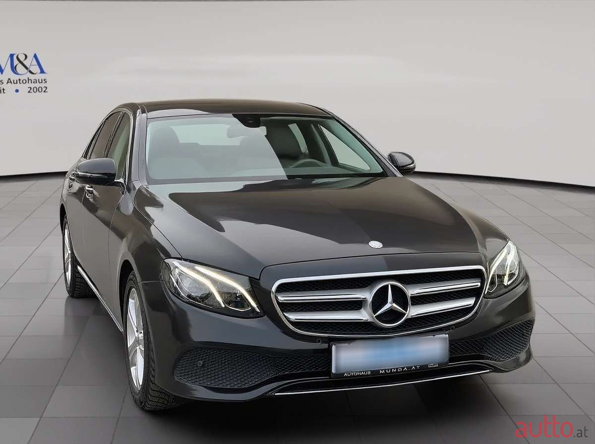 2017' Mercedes-Benz E-Klasse photo #3