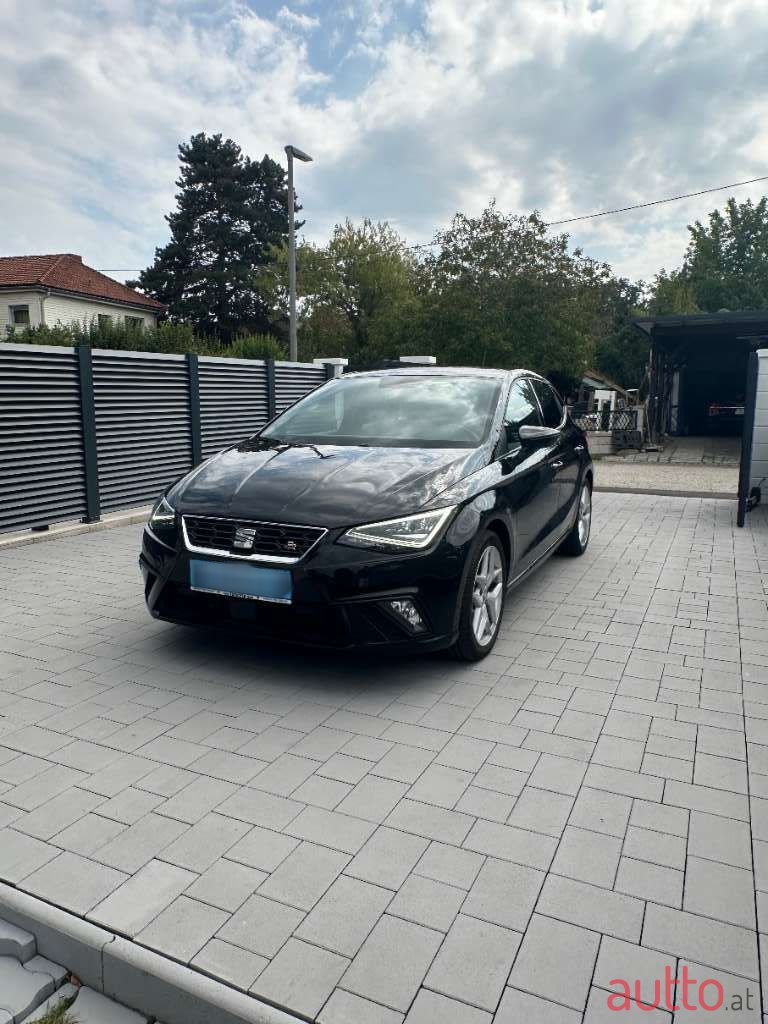 2021' SEAT Ibiza photo #2