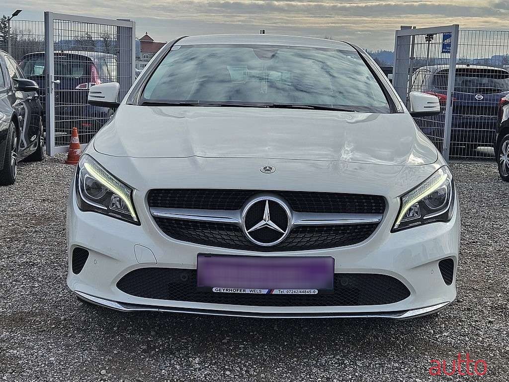 2017' Mercedes-Benz Cla-Klasse photo #2