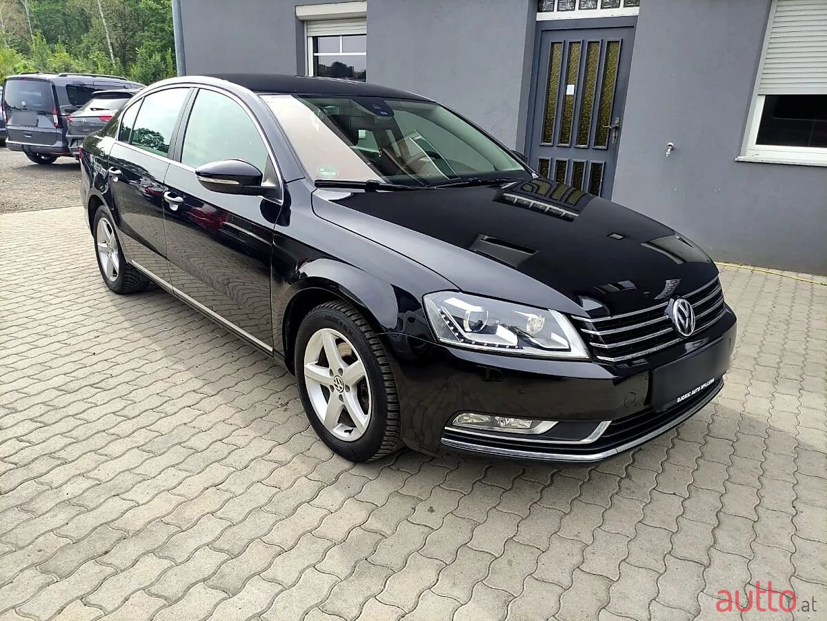 2013' Volkswagen Passat photo #4