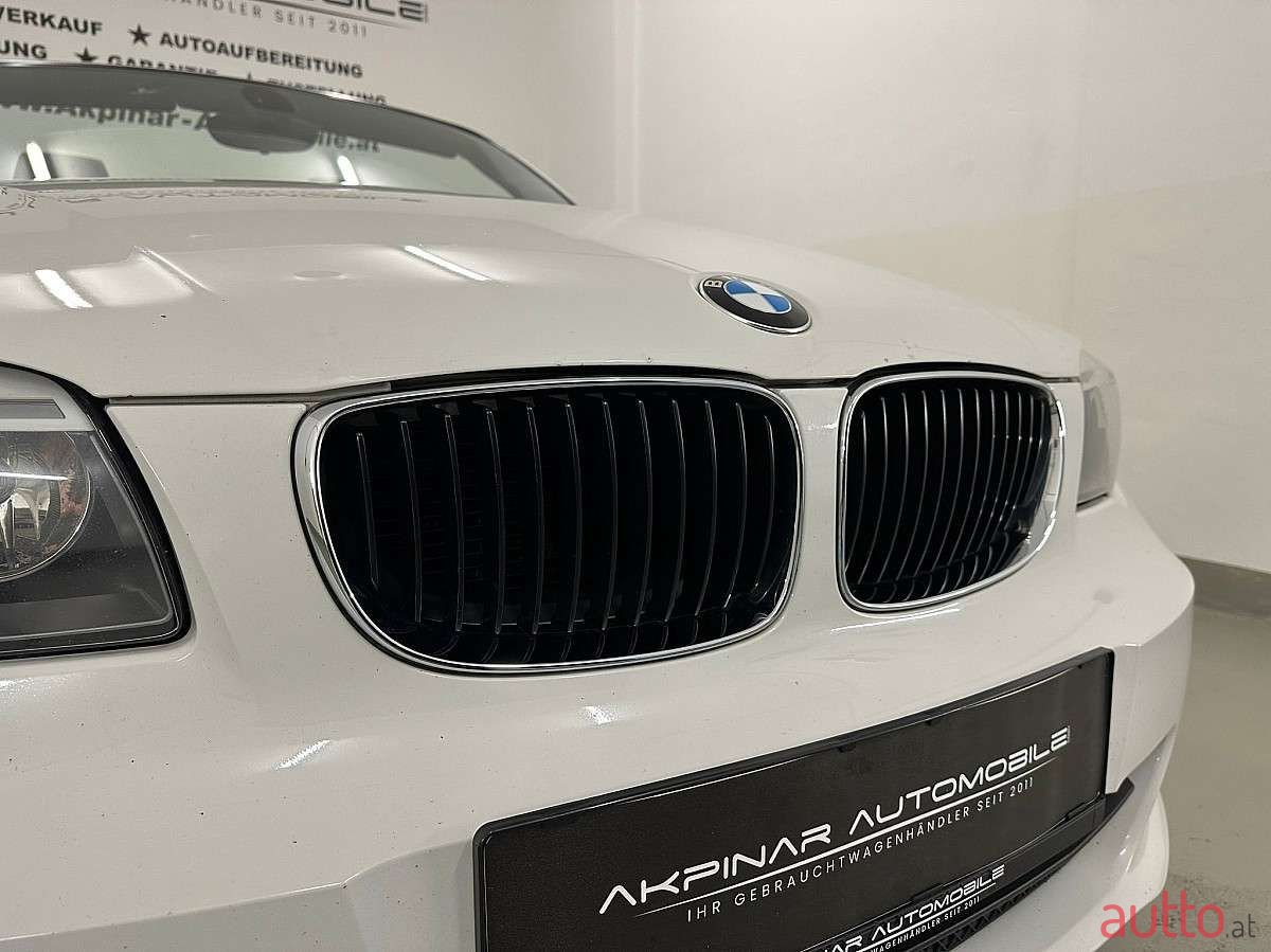 2011' BMW 1Er-Reihe photo #5