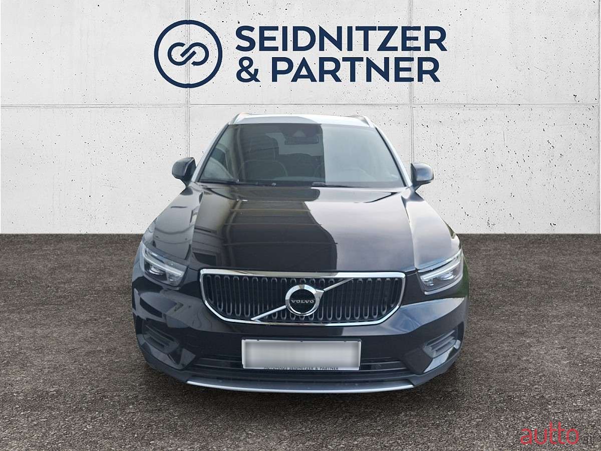 2018' Volvo XC40 photo #2