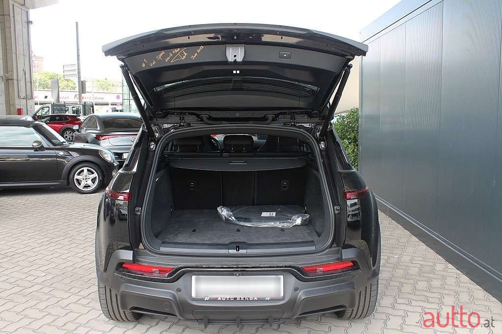 2023' Fisker Ocean photo #6