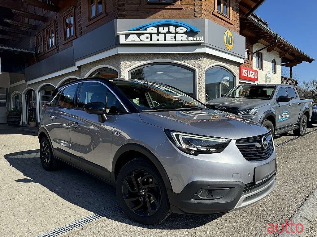 2020' Opel Crossland photo #1