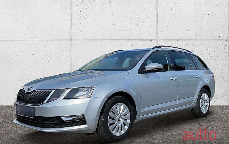 2019' Skoda Octavia photo #1