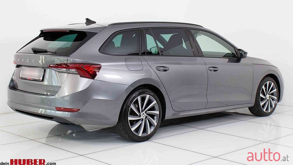 2023' Skoda Octavia photo #4