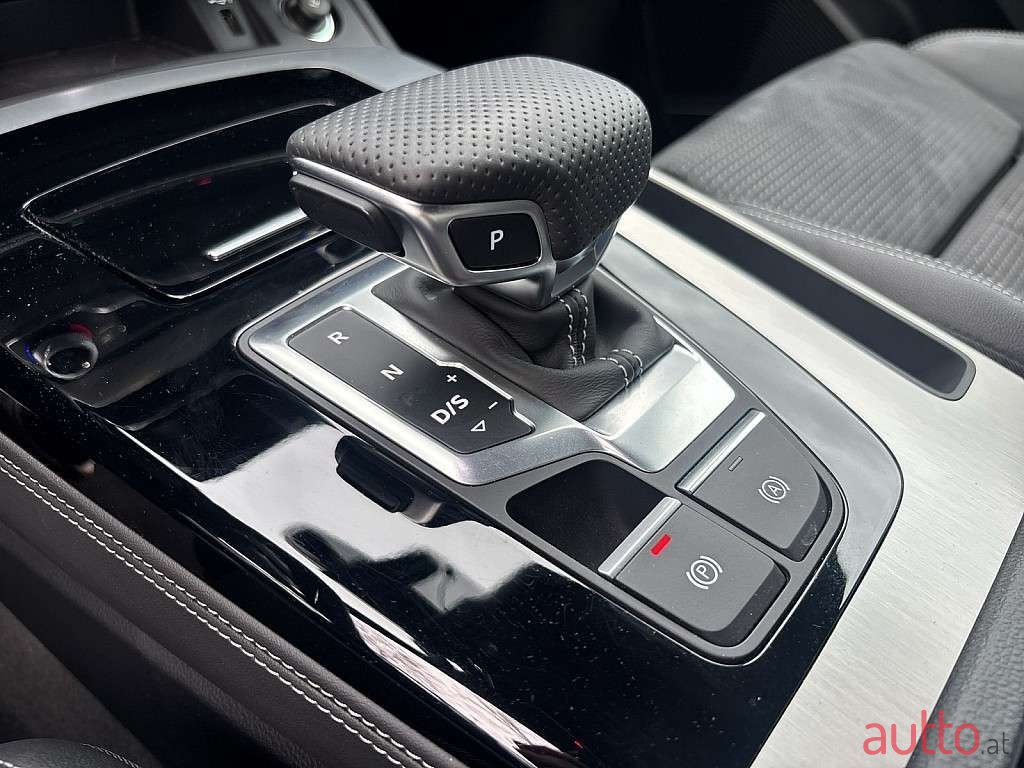 2021' Audi Q5 photo #6