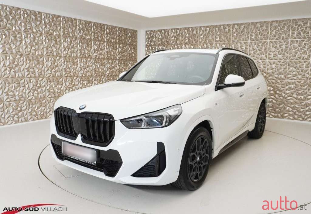 2023' BMW X1 photo #2