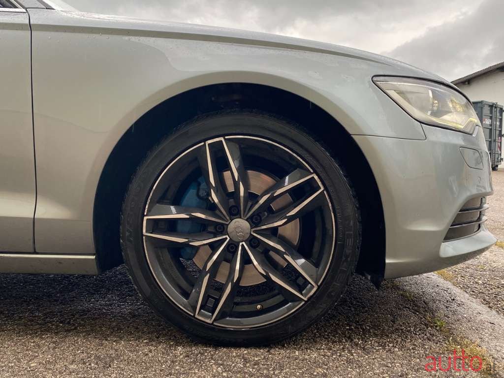 2012' Audi A6 photo #2