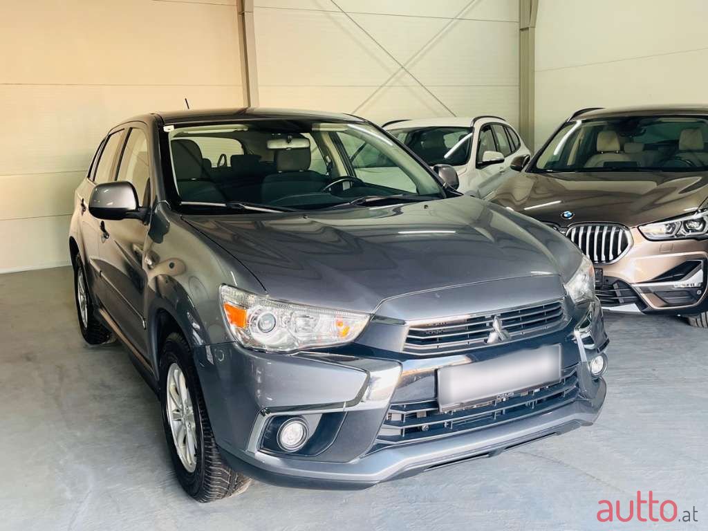 2016' Mitsubishi ASX photo #4