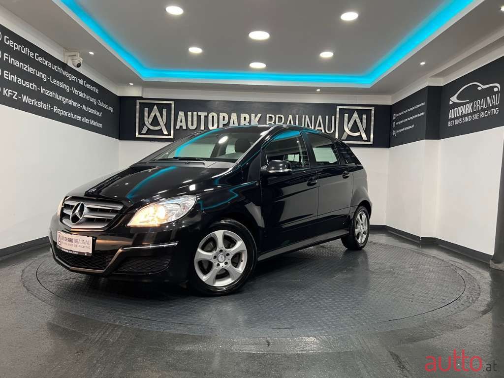 2008' Mercedes-Benz B-Klasse photo #1