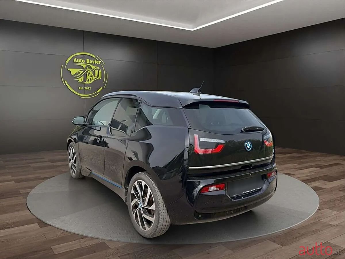 2022' BMW i3 photo #2