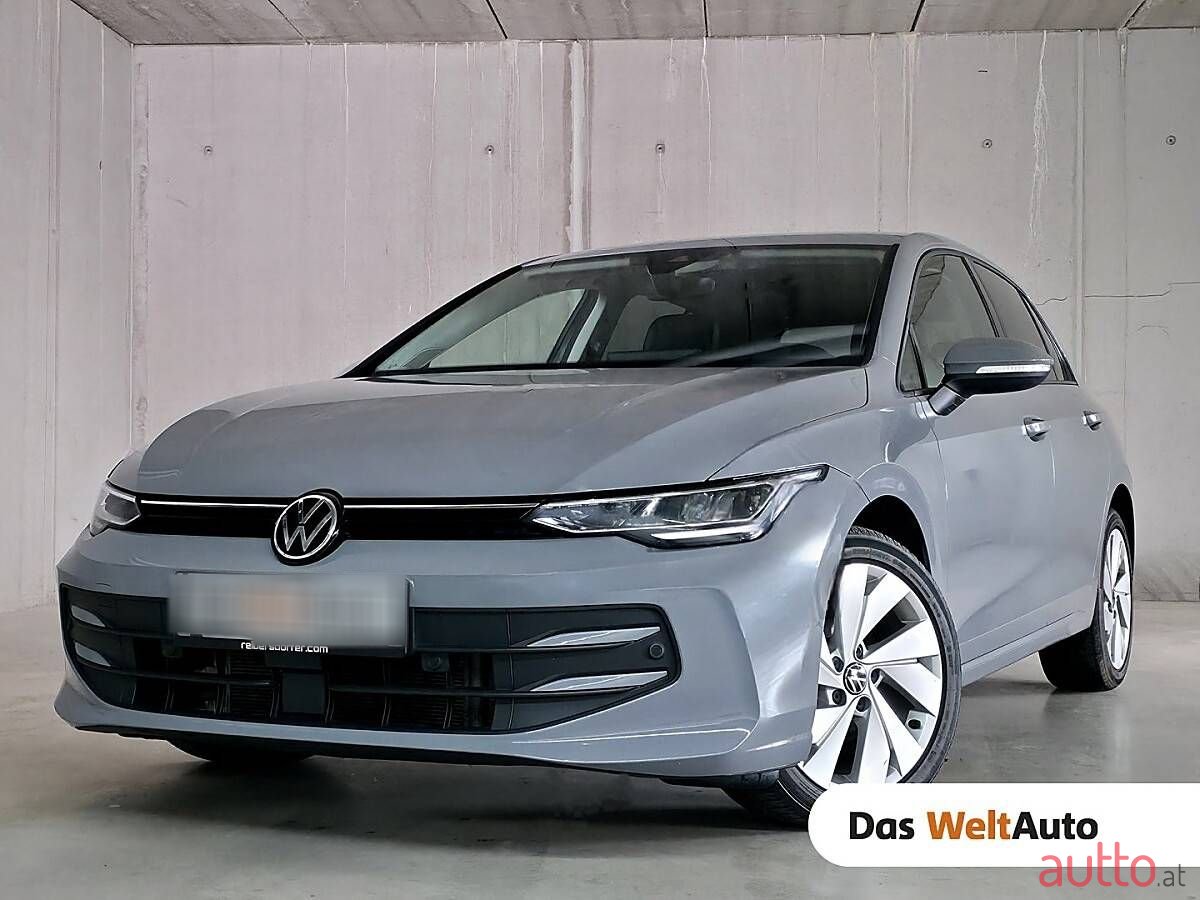 2024' Volkswagen Golf photo #1