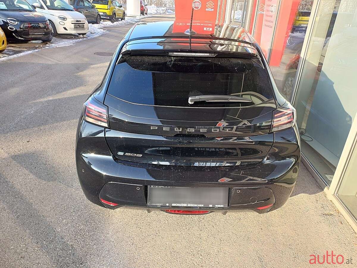 2024' Peugeot e-208 photo #5