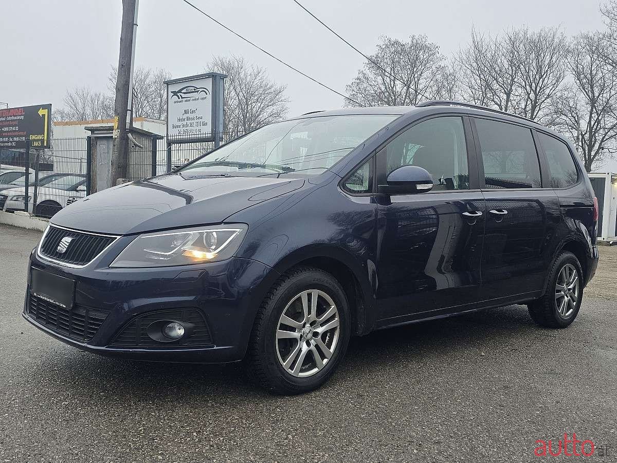 2012' SEAT Alhambra photo #3