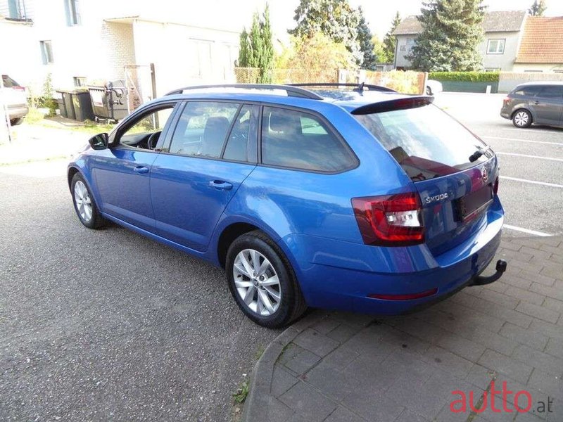 2017' Skoda Octavia photo #3