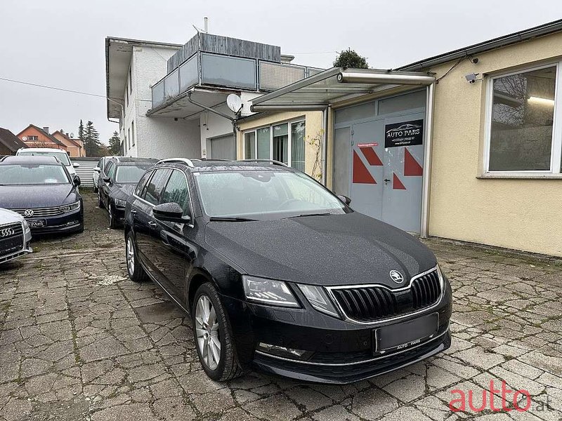 2018' Skoda Octavia photo #3