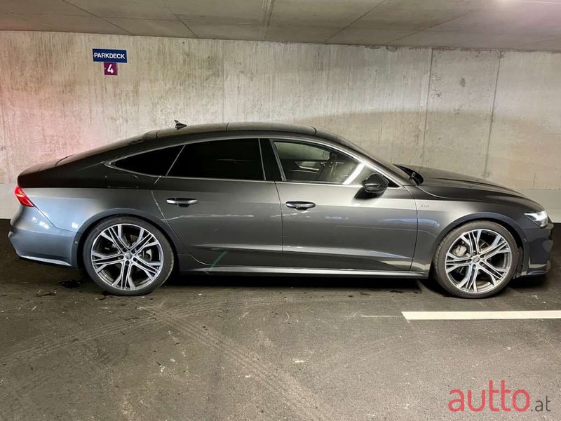 2019' Audi A7 photo #6