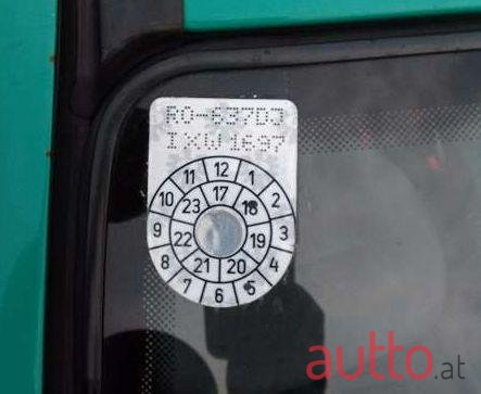 1995' Volkswagen Polo photo #1