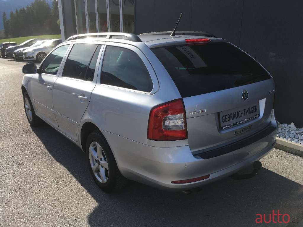 2013' Skoda Octavia photo #6