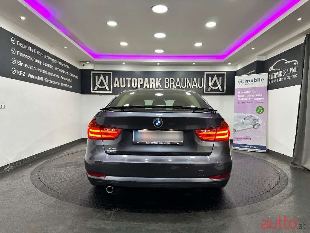 2013' BMW 3Er-Reihe photo #4