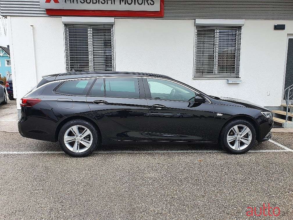 2019' Opel Insignia photo #4