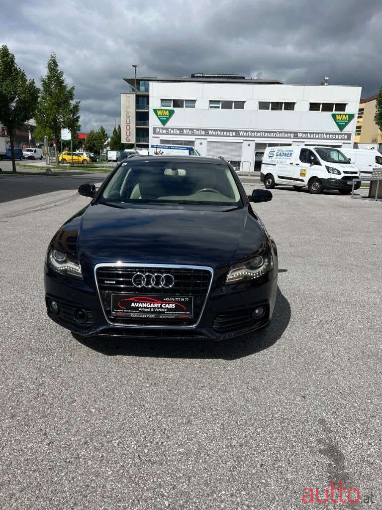 2010' Audi A4 photo #2