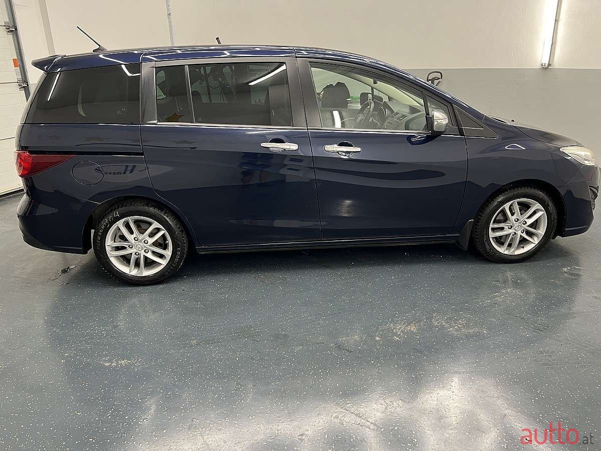 2015' Mazda Mazda5 photo #5