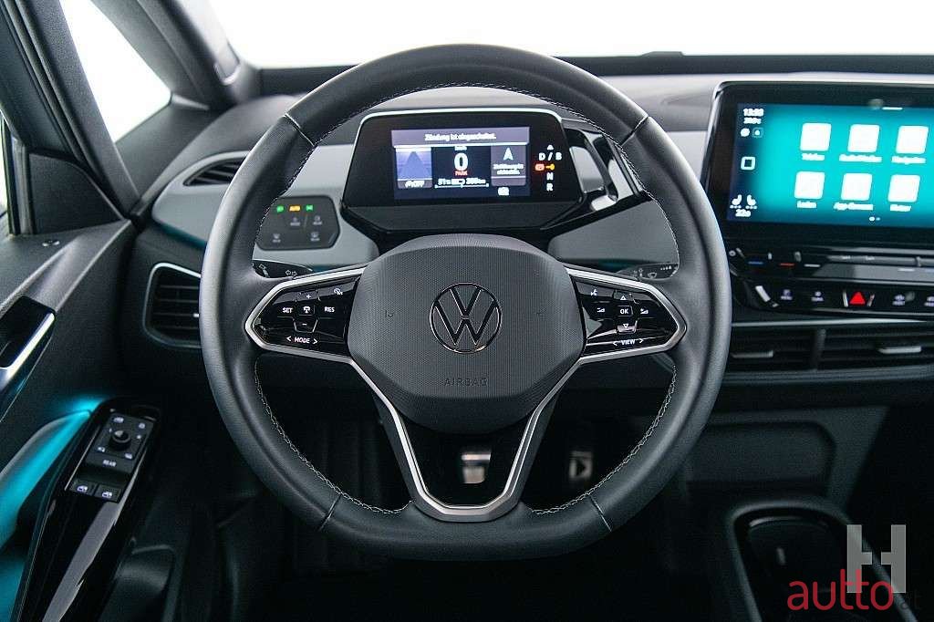 2023' Volkswagen ID.3 photo #5